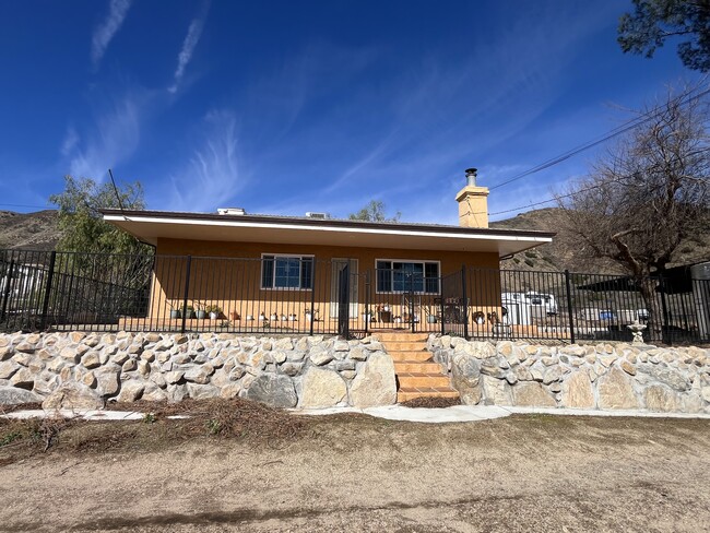 Front view - 11117 Hadler Dr