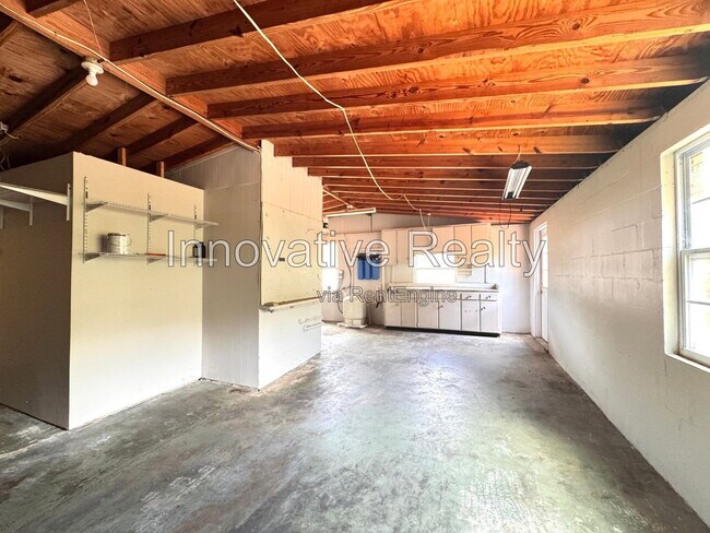 Building Photo - 1790 Marshall Dr