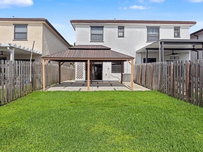 Building Photo - 25545 SW 109th Ave