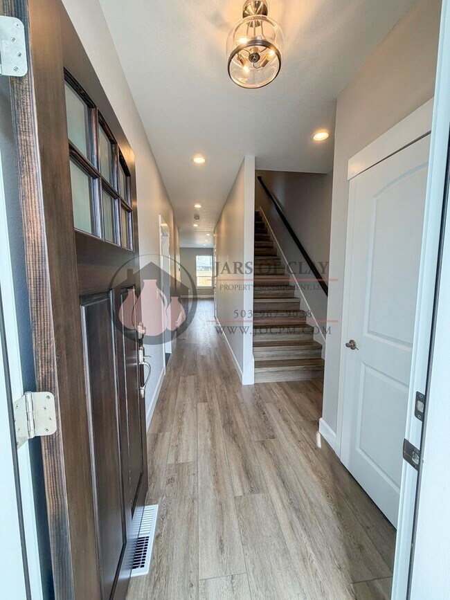 Building Photo - 1333/1335 Oppek St NE #2023-LL765