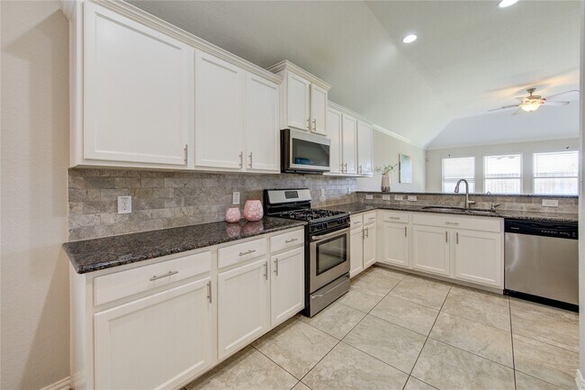 Building Photo - 4519 Apple Point Ln