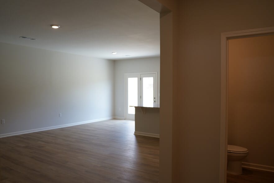 Building Photo - 265 Deerberry Dr