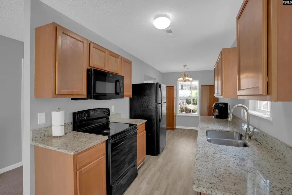 Building Photo - 2091 Lake Carolina Dr