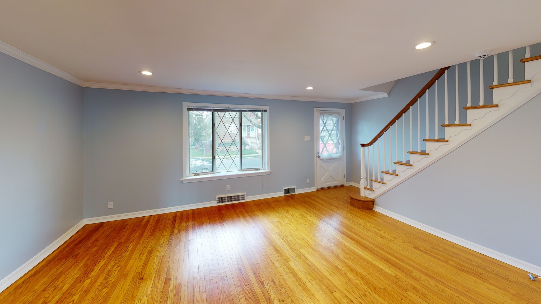 LIVING ROOM - 308 Comly Ave