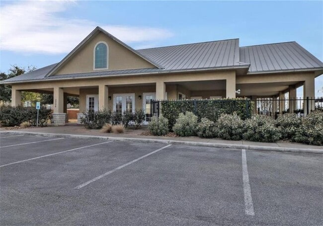 Building Photo - 2864 Rosefinch