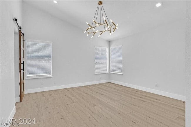 Building Photo - 8 Barton Spring Cir