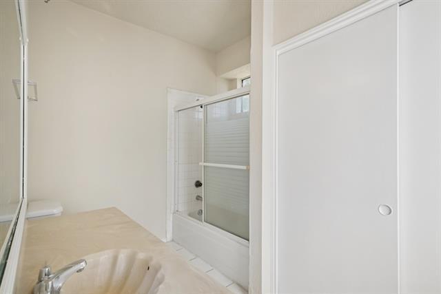 Building Photo - 1221 Wheatfield Dr