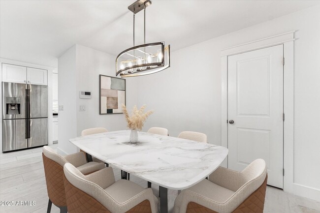 Building Photo - 6953 E Lafayette Blvd