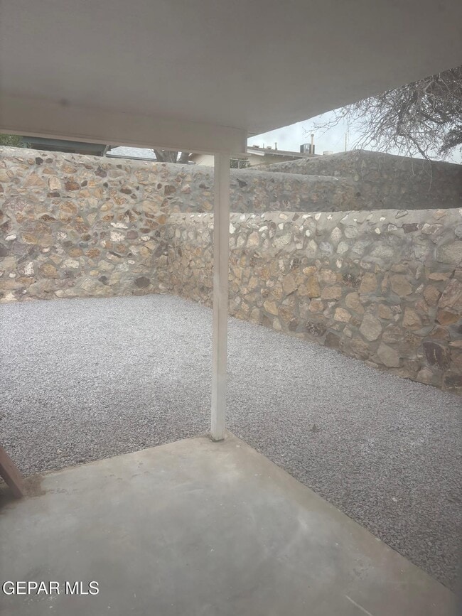 Building Photo - 7127 Orizaba Ave