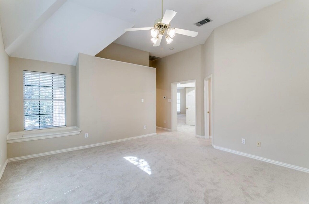 Building Photo - 602 Signet Ct