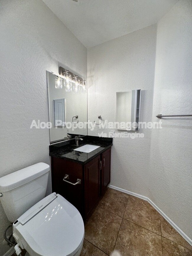 Building Photo - 14141 N 136th Ln