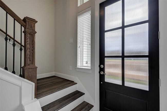 Building Photo - 2710 Grand Fountains Dr