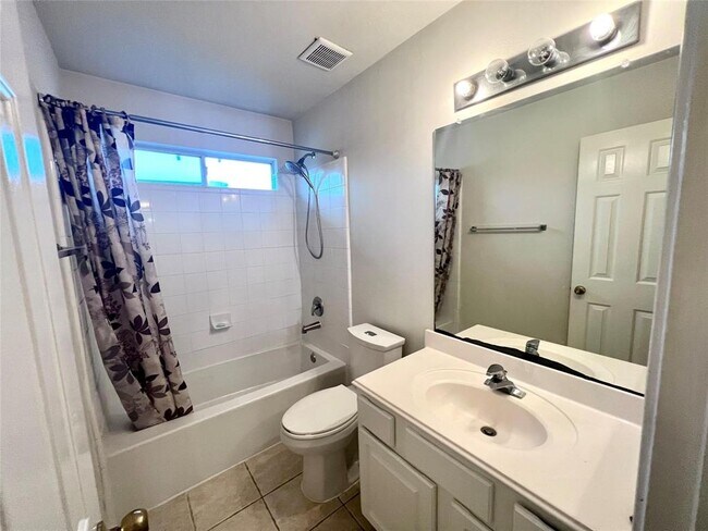 Building Photo - 5707 Windy Knoll Ln