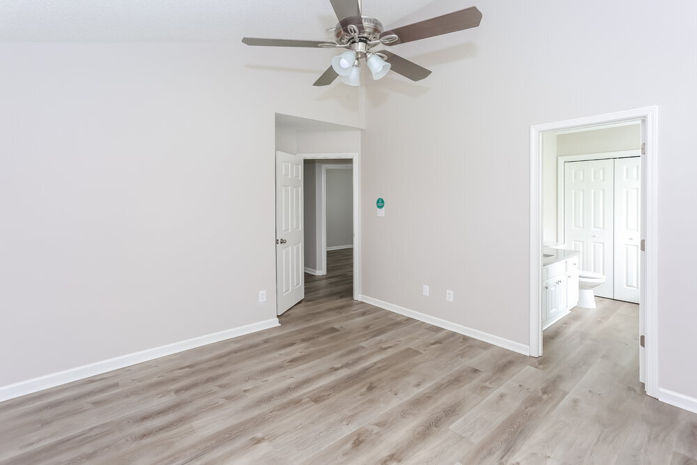Building Photo - 3044 Hawick Commons Dr