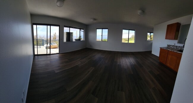 Building Photo - 3014 Kekaulike Ave