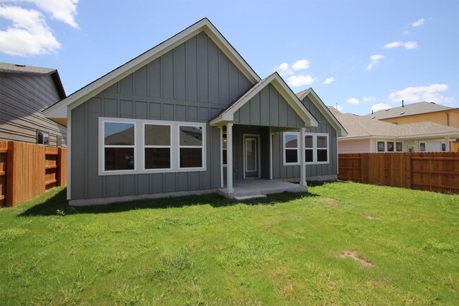 Building Photo - 7800 Vista Mejor Dr