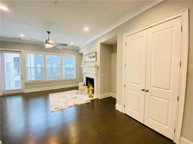 Building Photo - 6544 Aria Village Dr