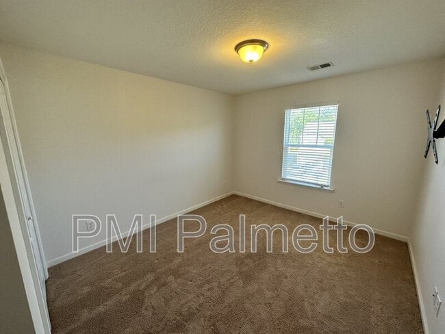 Building Photo - 233 Hawkins Creek Rd