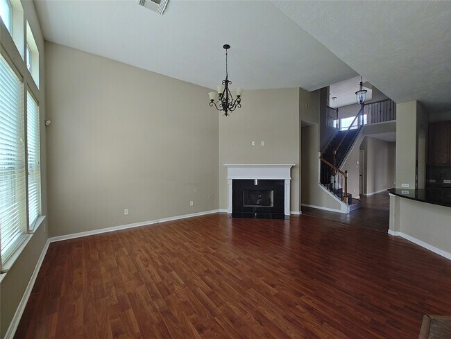 Building Photo - 16919 Creek Mountain Dr