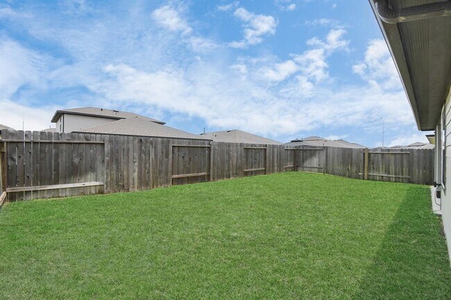Building Photo - 7431 Teton Creek Trace