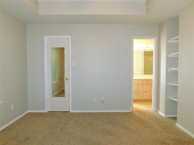 Building Photo - 1008 Bayfield Dr