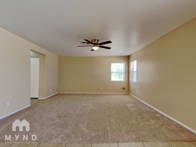 Building Photo - 12510 W Charter Oak Rd