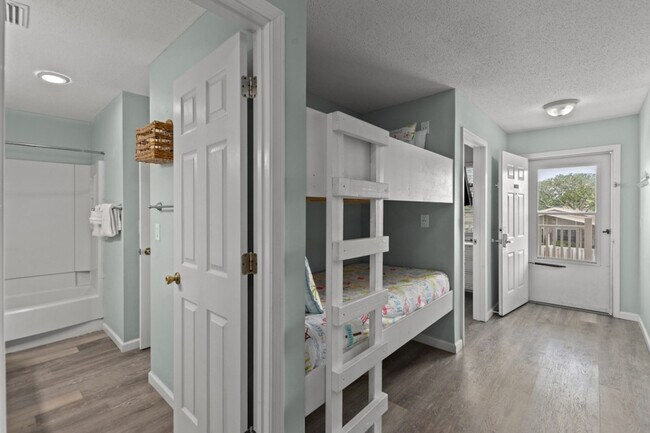 Building Photo - 1630 Hwy 2378