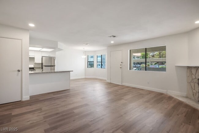 Building Photo - 2712 Beaver Creek Ct