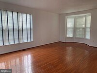 Building Photo - 4850 Marsden Pl