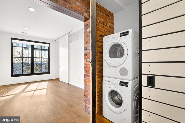 Building Photo - 57 N St NW