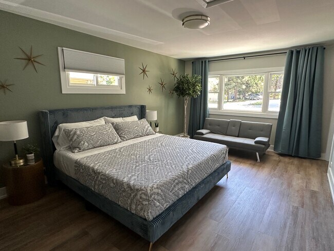 Building Photo - 2909 Flossmoor Rd