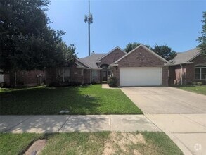 Building Photo - 5712 Sugar Maple Dr