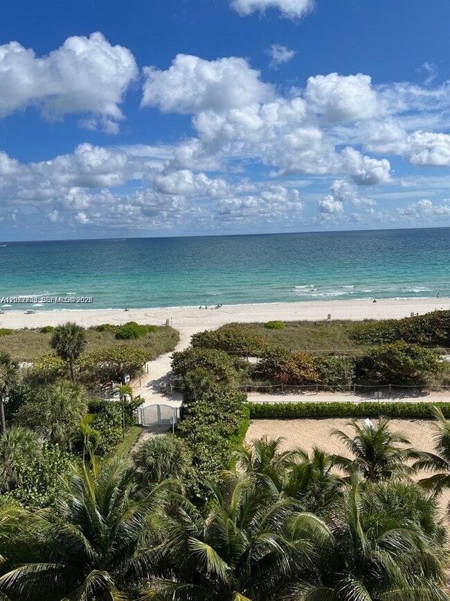 Building Photo - 8888 Collins Ave