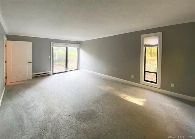 Building Photo - 311 Heritage Vlg