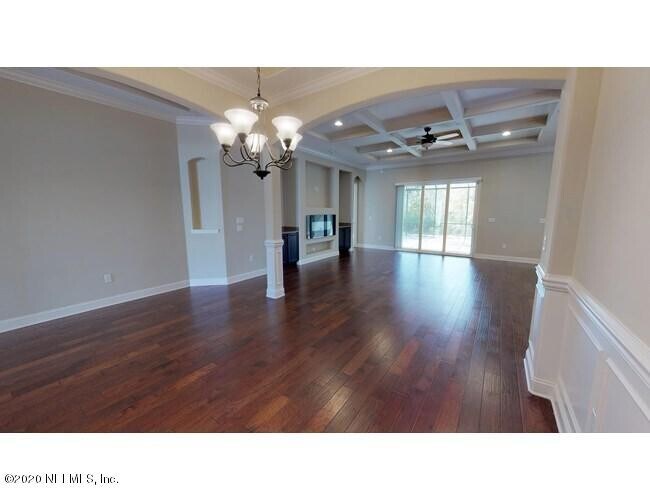 Building Photo - 323 Tate Ln