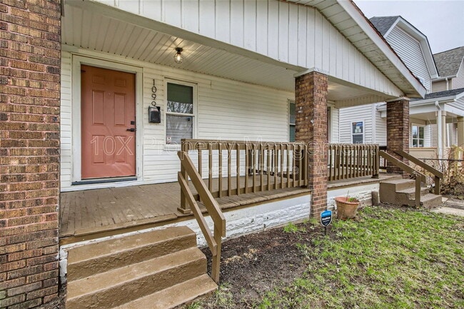 Building Photo - 1099 E 16th Ave