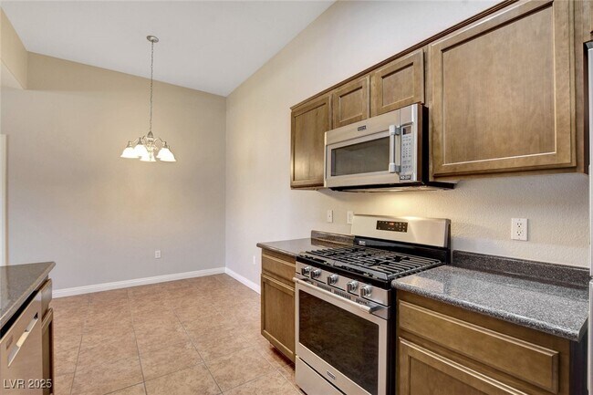 Building Photo - 8805 Jeffreys St