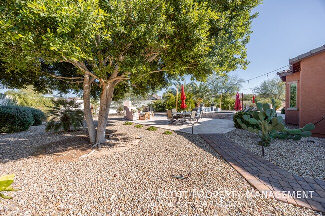 Building Photo - 15646 W Ashland Ave