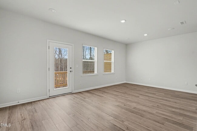 Building Photo - 3020 Everton Ave