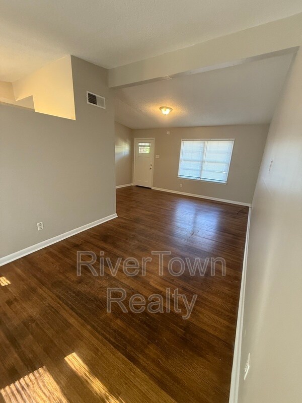 Building Photo - 3645 Hendricks Cove