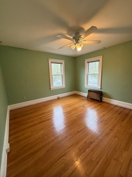 Building Photo - 61 Norwood Ter