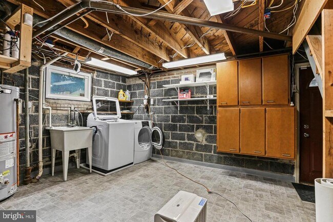 Building Photo - 11713 Kingtree St