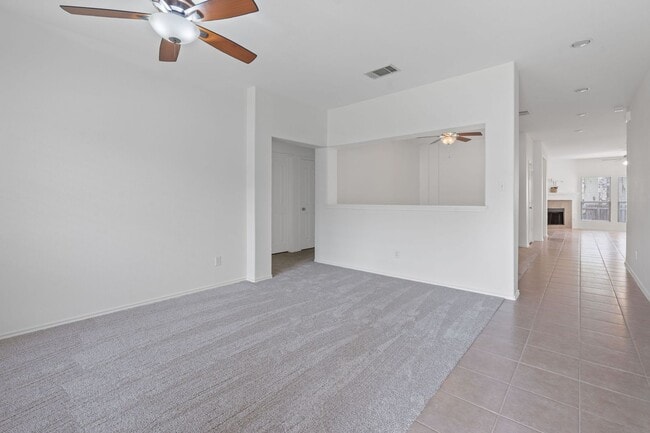 Building Photo - 909 Saba Cove