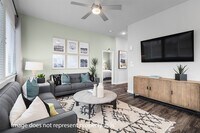 Building Photo - 5621 Wild Acrs