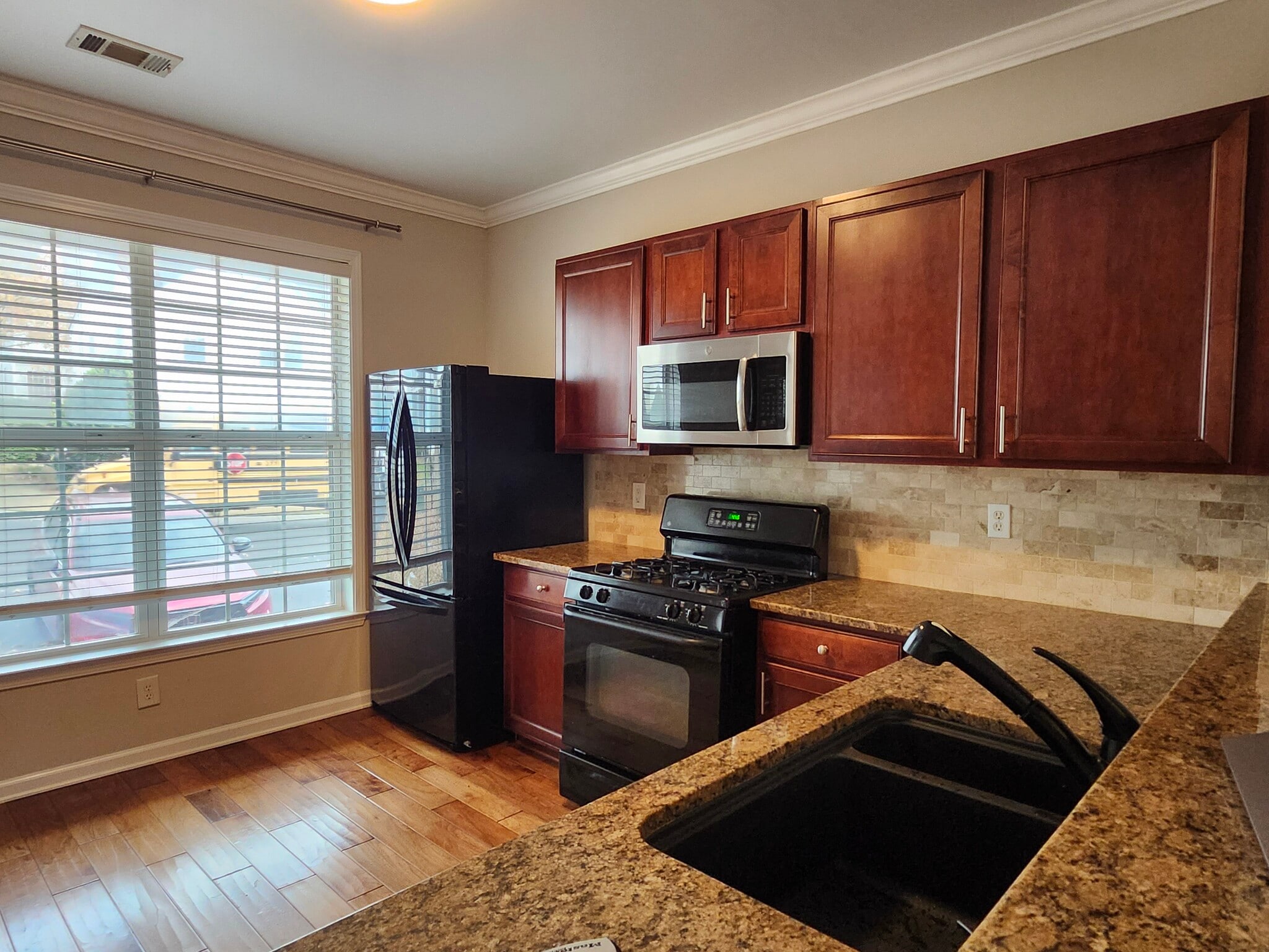 Building Photo - 1030 Prestwyck Ct