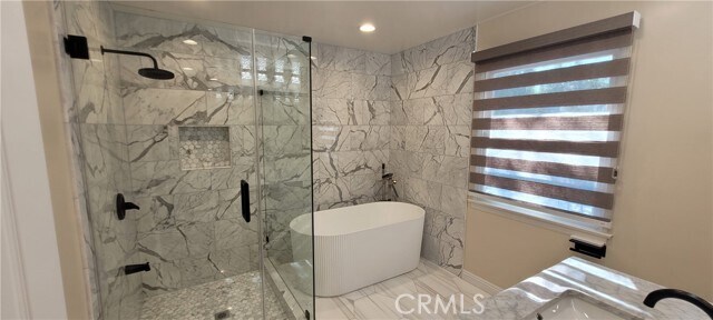 Building Photo - 1845 N Santa Anita Ave