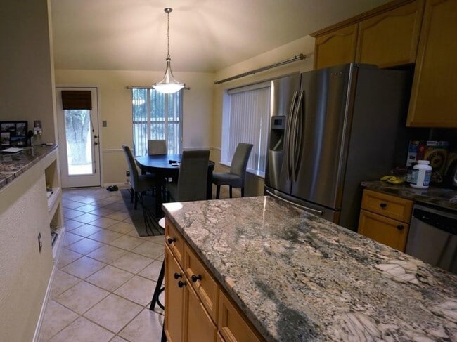 Building Photo - 3224 Burks Ln