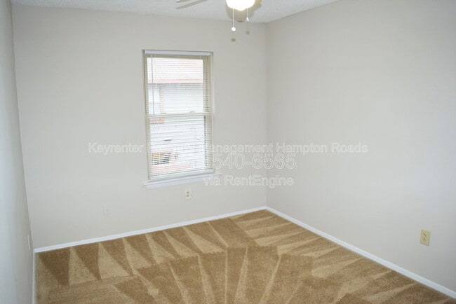 Building Photo - 1412 Woodscape Ln