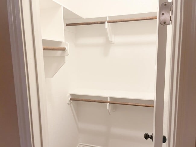 Building Photo - 4032 Golden Eagle Dr