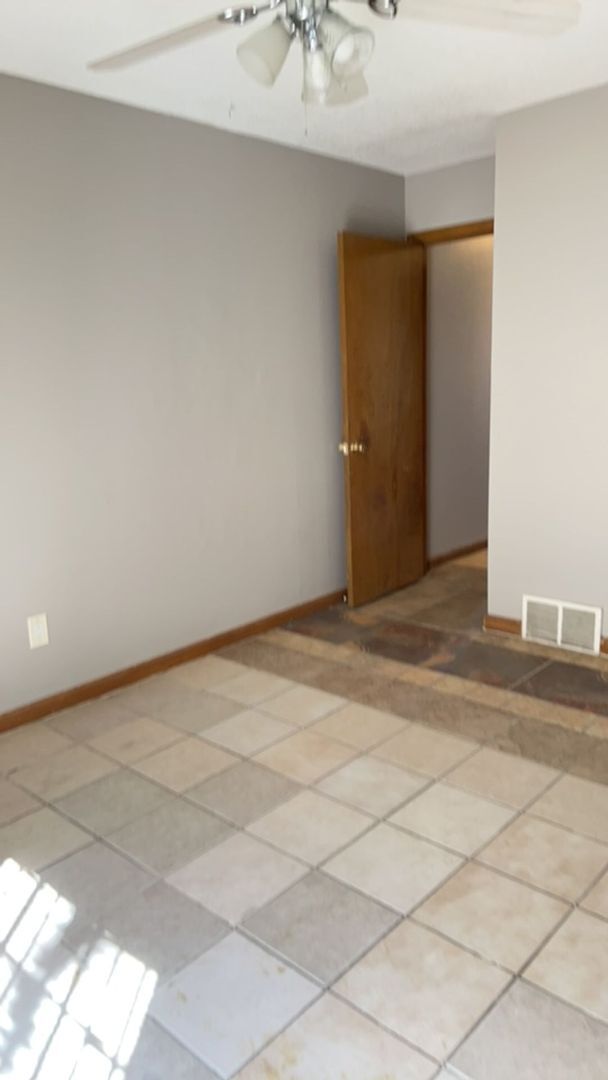 Building Photo - Lovely 3-bedroom,2 bath home for lease